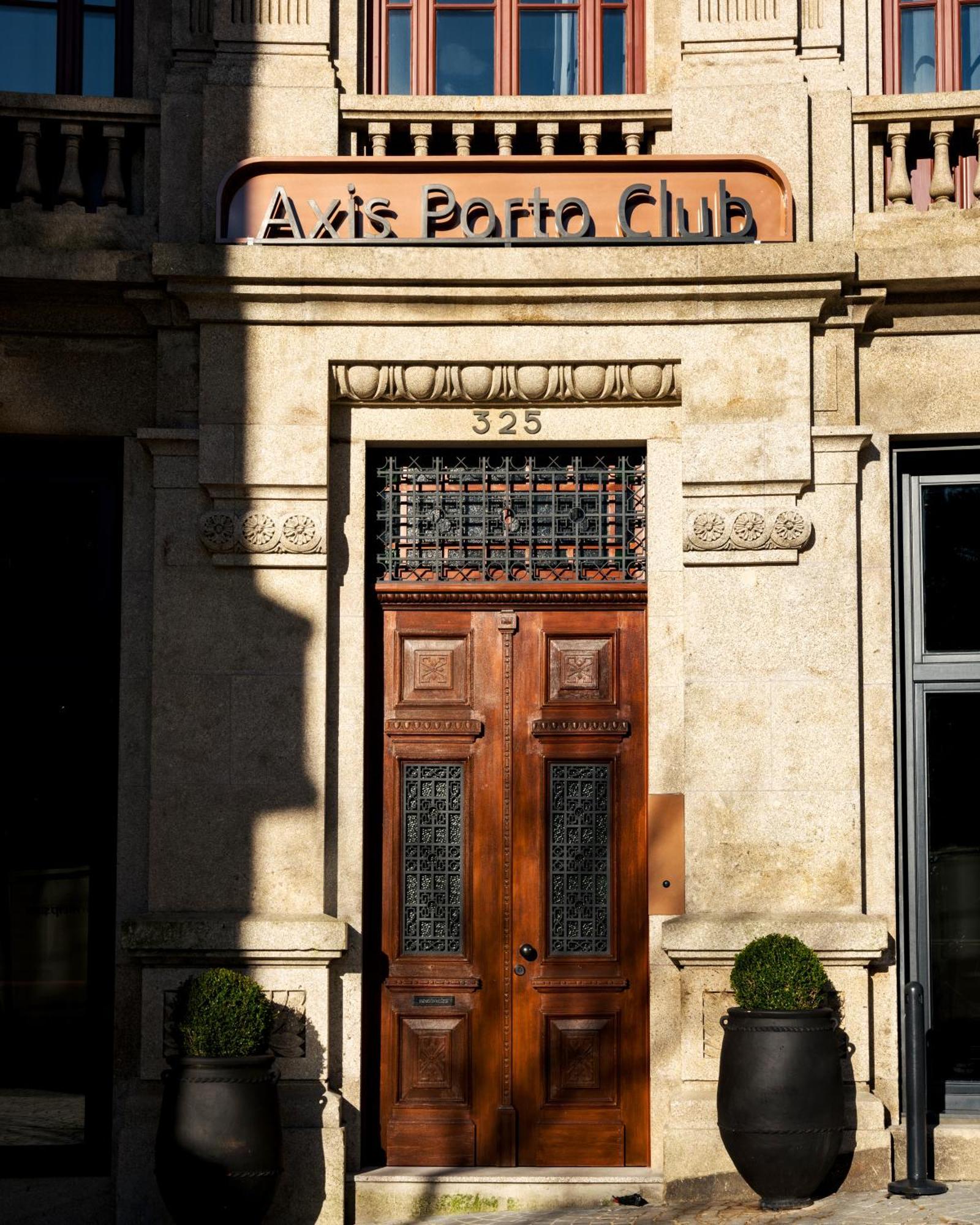 Axis Porto Club Aliados Hotel Exterior photo